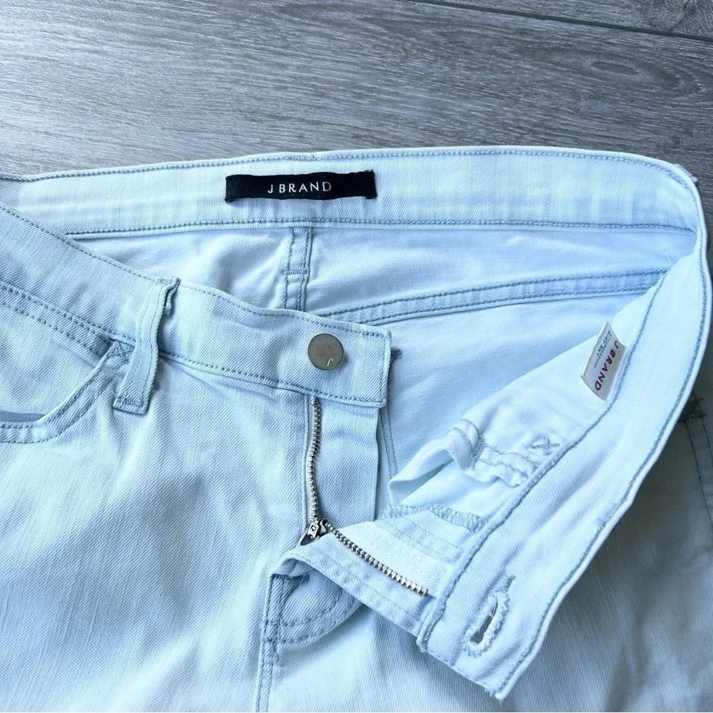 J BRAND Nirvana Sky Cropped Mid Rise Jeans
